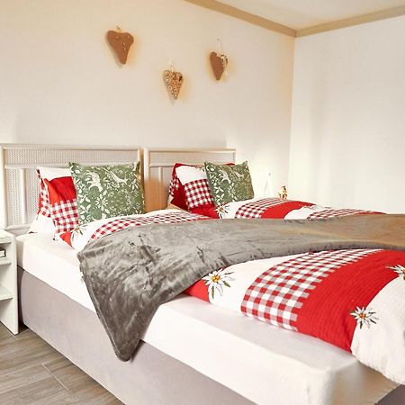 Double Room By Interlaken. Parking Därligen Eksteriør bilde